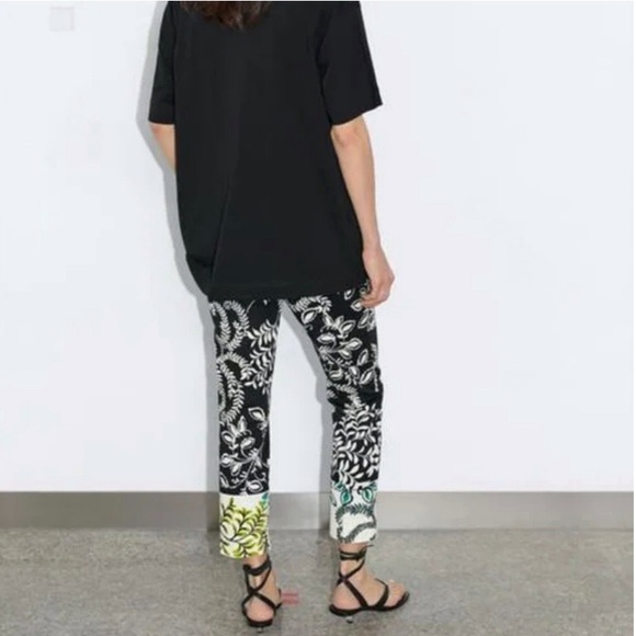 ZARA Printed Ankle Pants | Black Cream Tropical Floral | 97% Cotton Stretch | 2 - Picture 5 of 14